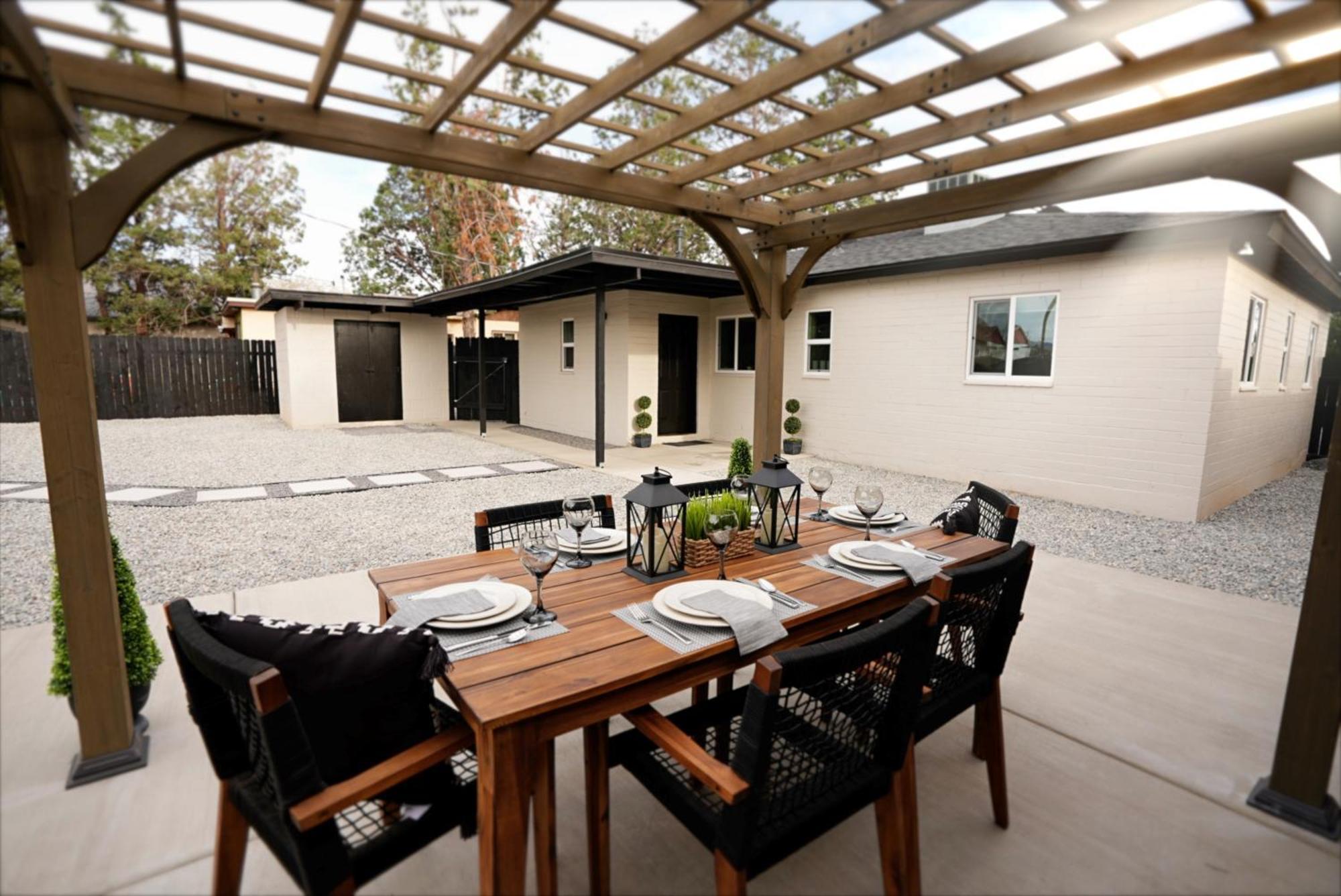 Centrally Located! Remodeled! Huge Backyard! The White House Albuquerque Luaran gambar